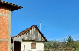 Gornja Stubica - kuća katnica, roh bau, na odličnoj lokaciji, Gornja Stubica, Famiglia