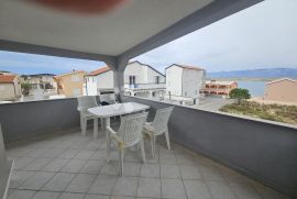 Vir - kuća s 2 apartmana, 80 m od mora i plaže!, Vir, House