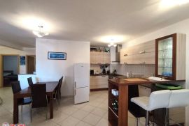 ISTRA,LABIN, RABAC, STAN 91 M2 S PREKRASNIM POGLEDOM, Labin, شقة