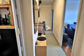 Turnić, 2-soban s lođom, pogled na grad i more, Rijeka, Appartment