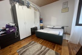 GRAD KASTAV - lijepa etaža zgrade u centru grada Kastva, Kastav, Appartement