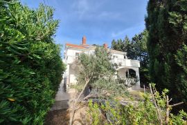 Kuća u zelenoj oazi mira s pogledom na more Barbat, Rab, بيت