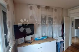 Penthouse Laščina: Prodaja 116m2 + Garaža, Maksimir, Appartement