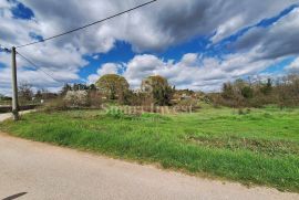 ISTRA, LABIN - RABAC, GRAĐEVINSKO ZEMLJIŠTE 1586 M2 9 KM OD MORA, Labin, Terrain