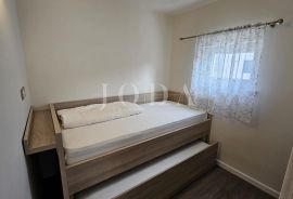 Crikvenica stan sa velikom terasom, Crikvenica, Apartamento