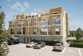 Novigrad, okolica stan u zgradi sa liftom 62m2., Tar-Vabriga, Διαμέρισμα