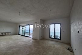 Opatija, Kosićevo, luksuzan četverosoban stan NKP 142 m2, Opatija, Daire