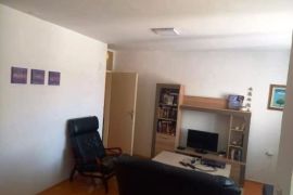 Dvosoban stan na Trošarini ID#3366, Niš-Mediana, Appartment