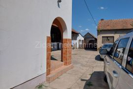 Sremska Mitrovica, Moše Pijade, kuća 72m2, Sremska Mitrovica, House