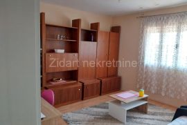 Sremska Mitrovica, Moše Pijade, kuća 72m2, Sremska Mitrovica, Maison