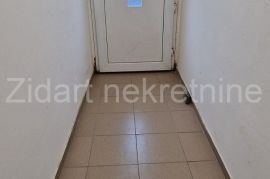 Zemun, centar, odličan stan, dupleks, Zemun, Appartamento