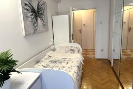 Moderan stan profinjene estetike s terasom i liftom!, Trešnjevka - Sjever, Appartment