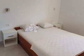 Dvosoban apartman s predivnom terasom- Brač,Pučišća, Pučišća, Appartamento