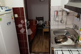 DVOJNA KUĆA U VRSIMA SAMO 350 METARA OD MORA, Vrsi, House