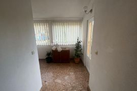 Dvosoban stan s okućnicom- Sinj, Sinj, Appartment