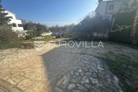 Istra, Banjole - centar mjesta, građevinsko zemljište 1000 m2, Medulin, Γη