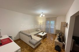 Bežanijska kosa II MZ, Troiposoban sa velikom terasom, Novi Beograd, Wohnung