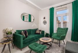 OPATIJA, LOVRAN - luksuzna investicija - stan 49m2 u renoviranoj povijesnoj vili 100m od mora, Lovran, Daire