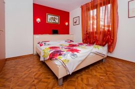 Apartmanska kuća u blizini mora, Rovinj, Istra, Rovinj, Σπίτι