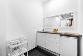 Rijeka, Centar studio 31,45 m2  uređen i namješten, Rijeka, شقة