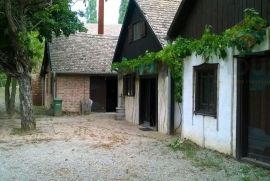 Imanje s kućama za odmor i jezerom - Branjina, Popovac, Maison