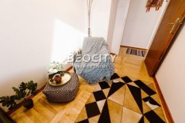 Novi Sad, Adamovićevo Naselje, Bulevar Evrope, 4.0, 95m2, Novi Sad - grad, Appartement