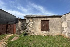 ISTRA,BARBAN - Imanje s potencijalom, Barban, House