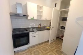 Trg I. Kukuljevića (Špansko) 2soban stan (40m2), Stenjevec, Apartamento