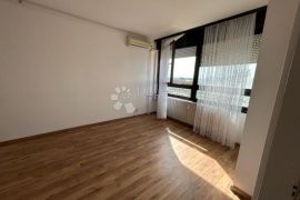 Trg I. Kukuljevića (Špansko) 2soban stan (40m2), Stenjevec, Appartement