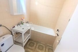 Trg I. Kukuljevića (Špansko) 2soban stan (40m2), Stenjevec, Appartement