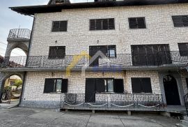 Brestje kuća za radnike 400m2, Sesvete, House