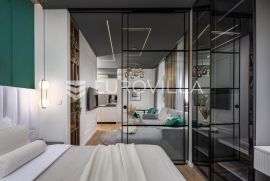 Rijeka, Centar, novouređen luksuzan stan NKP 105 m2 s tri apartmana, Rijeka, Apartamento