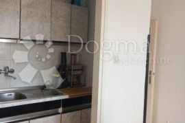 Stan u kući Crnica, Šibenik, Appartement