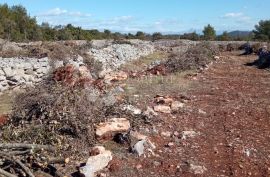 Poljoprivredno zemljište Jelsa 13300m2, Jelsa, Terrain