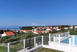 OTOK RAB, BANJOL - Kuća s 3 stana + bazen, vrt, parking, garaža, Rab, Maison