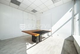 Zagreb, Kruge, poslovni prostor / ulični lokal 65 m2, Zagreb, Εμπορικά ακίνητα