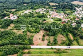 Barban, Rojnići - prekrasno pravokutno građevinsko zemljište 772 m2, Barban, Land