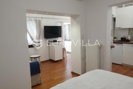 Zagreb, strogi centar, funkcionalan dvosoban stan NKP 30m2, Zagreb, Flat