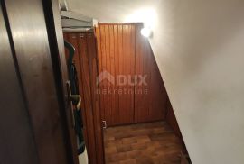 LOVRAN, IKA - Dvojna kuća s okućnicom i predivnim pogledom na more, Opatija - Okolica, House