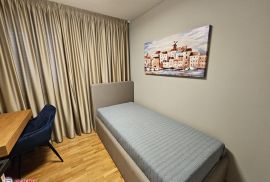 LABIN, MODERAN RENOVIRAN STAN U CENTRU, Labin, Appartement