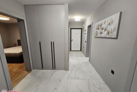 LABIN, MODERAN RENOVIRAN STAN U CENTRU, Labin, Apartamento