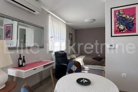 ISTRA, PULA - Prodaja atraktivnog jednosobnog stana u novogradnji sa prostranom terasom + parking !, Pula, Flat