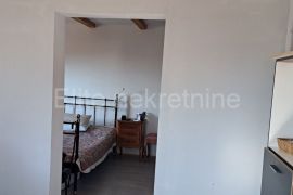 Hreljin - prodaja kuće, 100 m2, balkon, parking, terasa!, Bakar, Famiglia