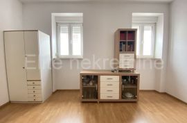 Pula, Veruda - prostran dvosoban stan, 87,26m2, tražena lokacija!, Pula, Apartamento