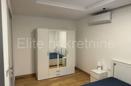 Kostrena, Apartamento