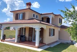 Istra, Nedešćina, -  prodaja samostojeće kuće, 160 m2 s prostranom okućnicom!, Sveta Nedelja, House