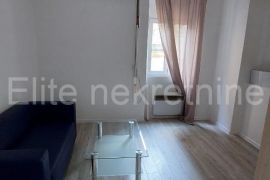 Školjić - prodaja stana, 36 m2, balkon!, Rijeka, Flat