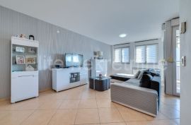 Podmurvice - prodaja stana, 95,54 m2, balkon, parking!, Rijeka, Apartamento
