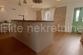Krk, Dobrinj - house for sale, 110 m2!, Dobrinj, House