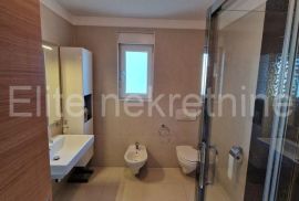 Srdoči - prodaja stana, 70 m2, parking, balkon !, Rijeka, Apartamento